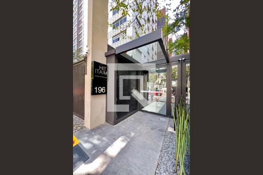 Fachada de kitnet/studio para alugar com 1 quarto, 30m² em Itaim Bibi, São Paulo