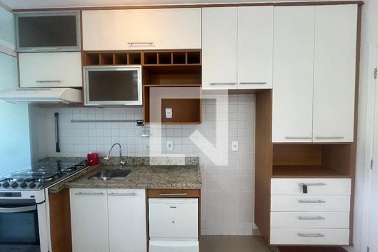 Cozinha de apartamento para alugar com 2 quartos, 53m² em Santana, São Paulo