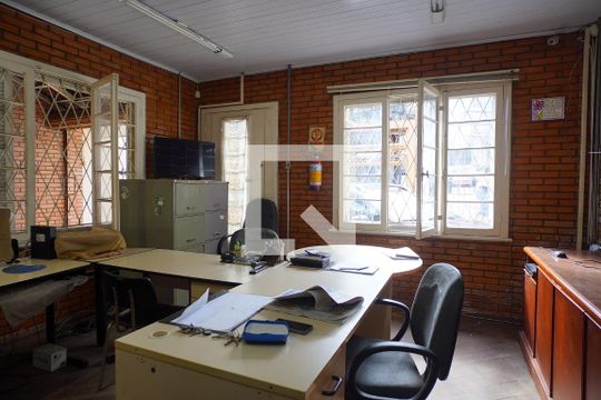 Casa para alugar com 1 quarto, 600m² em Floresta, Porto Alegre