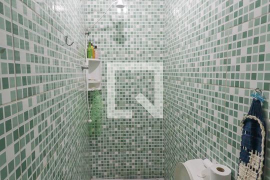 Banheiro de casa à venda com 1 quarto, 125m² em Vila Real, Várzea Paulista