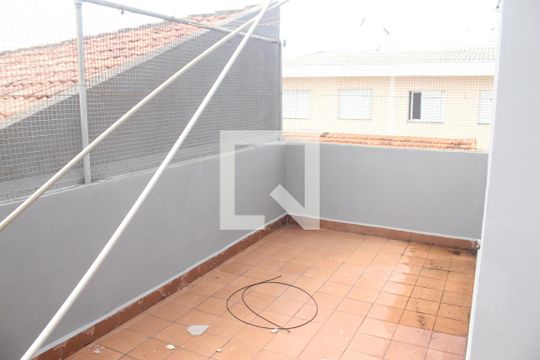 Sacada de casa para alugar com 3 quartos, 140m² em Cupecê, São Paulo