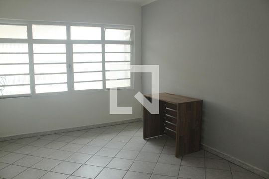 Sala de casa para alugar com 3 quartos, 140m² em Cupecê, São Paulo