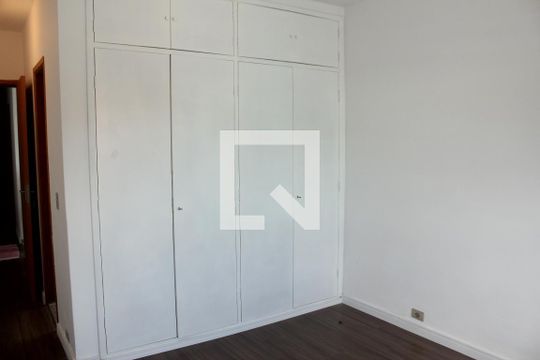 Suíte 1 de casa para alugar com 3 quartos, 140m² em Cupecê, São Paulo