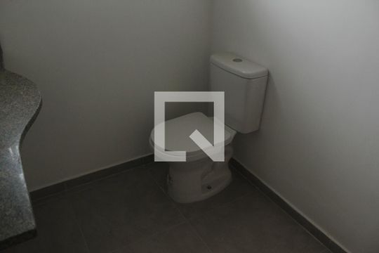 Banheiro da Suíte 1 de casa para alugar com 3 quartos, 140m² em Cupecê, São Paulo