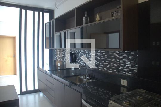 Cozinha de casa de condomínio para alugar com 4 quartos, 419m² em Jardim Guadalajara, Sorocaba