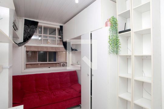 Quarto 2 de apartamento à venda com 2 quartos, 64m² em Centro Histórico, Porto Alegre