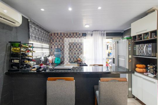 Sala de casa para alugar com 2 quartos, 55m² em Pilarzinho, Curitiba