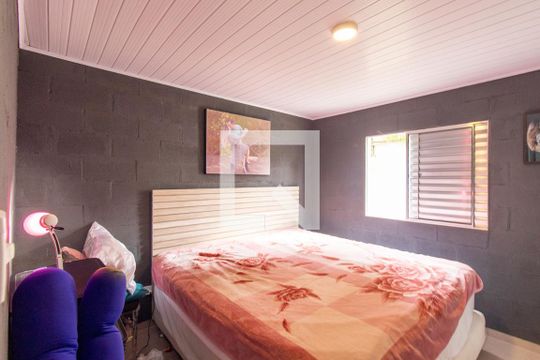 Quarto 2 de casa para alugar com 2 quartos, 55m² em Pilarzinho, Curitiba
