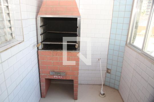 Churrasqueira de casa para alugar com 3 quartos, 120m² em Vila Caiçara, Praia Grande