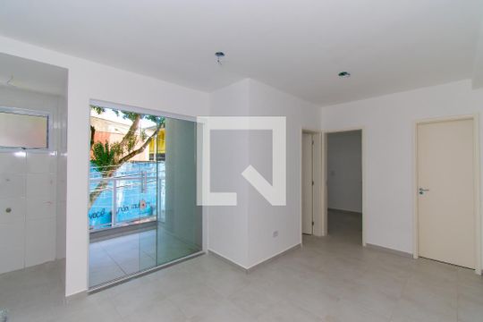 Apartamento à venda com 2 quartos, 42m² em Vila Ema, São Paulo
