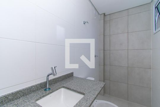 Banheiro de apartamento à venda com 2 quartos, 42m² em Vila Ema, São Paulo