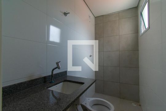 Banheiro de apartamento à venda com 2 quartos, 42m² em Vila Ema, São Paulo
