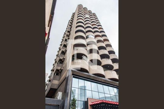 Fachada de apartamento para alugar com 1 quarto, 41m² em Liberdade, São Paulo