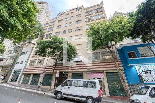 Fachada de apartamento para alugar com 2 quartos, 120m² em Bela Vista, São Paulo
