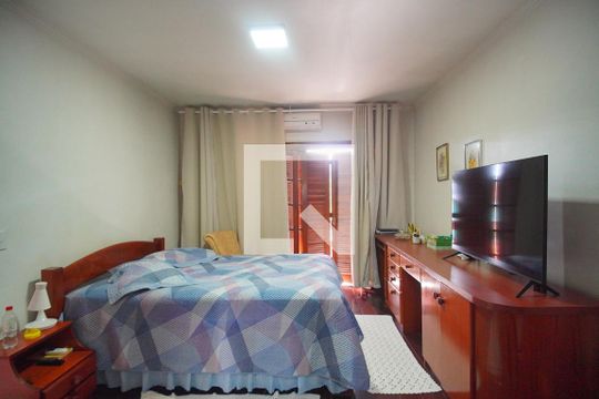 Suíte de casa à venda com 3 quartos, 360m² em Feitoria, São Leopoldo