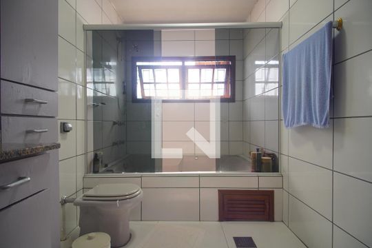 Banheiro da Suíte de casa à venda com 3 quartos, 360m² em Feitoria, São Leopoldo