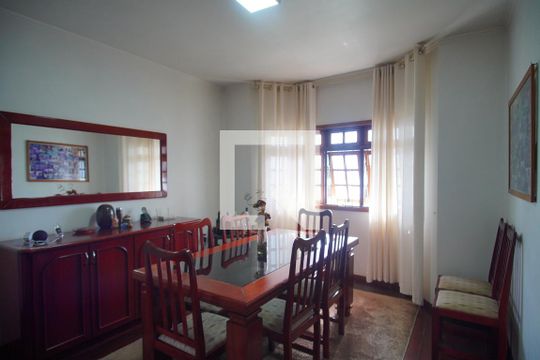 Copa de casa à venda com 3 quartos, 360m² em Feitoria, São Leopoldo