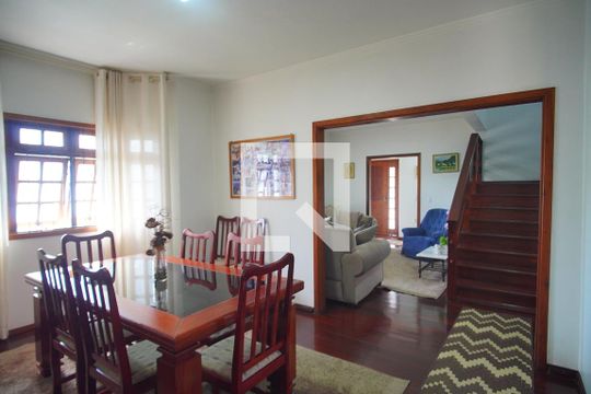 Copa de casa à venda com 3 quartos, 360m² em Feitoria, São Leopoldo