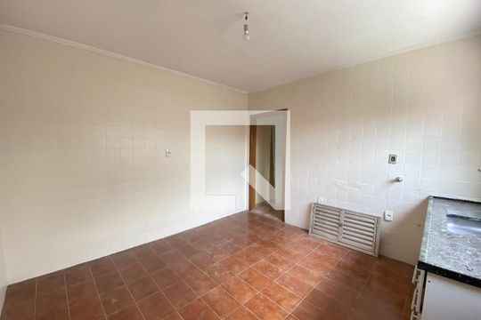 Cozinha de casa para alugar com 3 quartos, 150m² em Vila Isolina Mazzei, São Paulo