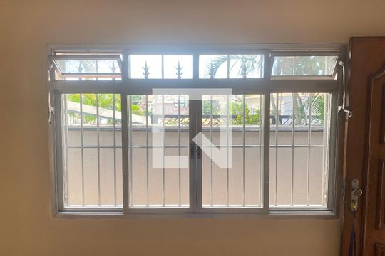 Sala de casa para alugar com 3 quartos, 150m² em Vila Isolina Mazzei, São Paulo