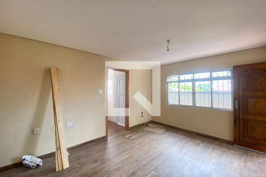 Casa para alugar com 3 quartos, 150m² em Vila Isolina Mazzei, São Paulo