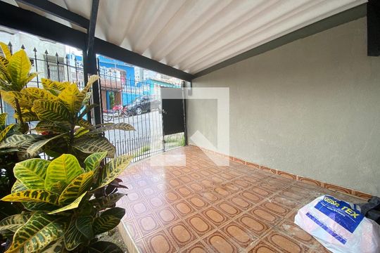 Garagem de casa para alugar com 3 quartos, 150m² em Vila Isolina Mazzei, São Paulo
