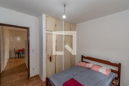 Quarto 2 de casa à venda com 3 quartos, 2500m² em Vila Hollândia, Campinas