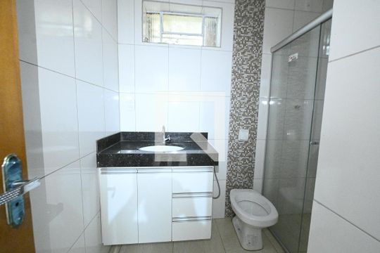 Banheiro de apartamento para alugar com 2 quartos, 130m² em Setor Urias Magalhães, Goiânia