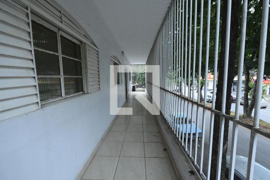 Varanda de apartamento para alugar com 2 quartos, 130m² em Setor Urias Magalhães, Goiânia