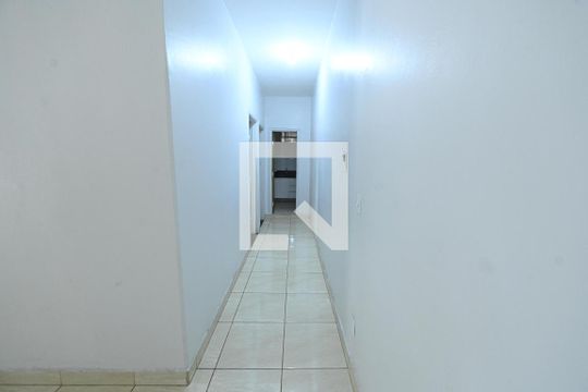 Corredor de apartamento para alugar com 2 quartos, 130m² em Setor Urias Magalhães, Goiânia