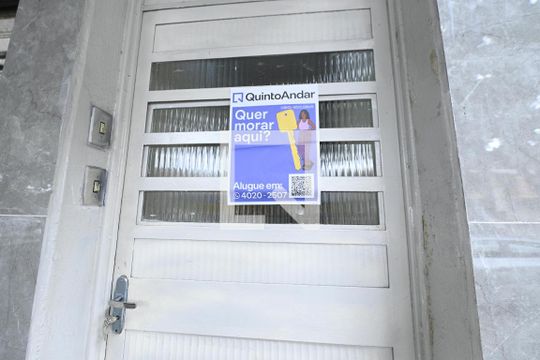 Plaquinha de apartamento para alugar com 2 quartos, 130m² em Setor Urias Magalhães, Goiânia