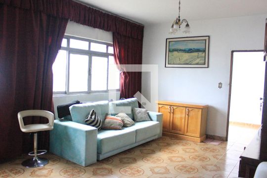 Sala de casa à venda com 4 quartos, 200m² em Jardim Pinhal, Guarulhos