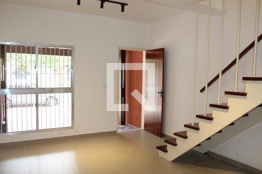 Sala de casa à venda com 3 quartos, 88m² em Lapa de Baixo, São Paulo