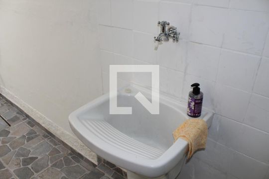 Lavanderia de casa à venda com 3 quartos, 88m² em Lapa de Baixo, São Paulo