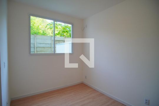 Quarto 2 de apartamento à venda com 2 quartos, 44m² em Feitoria, São Leopoldo