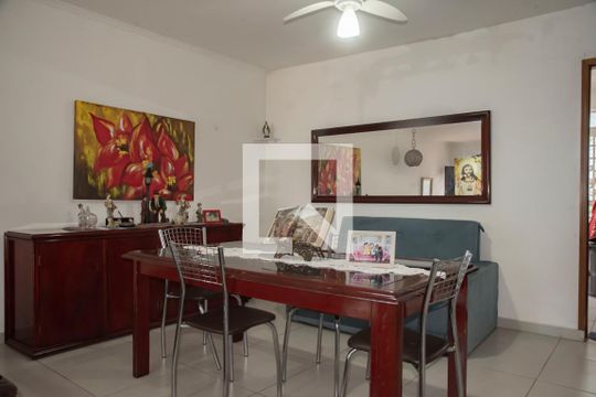 Sala de casa para alugar com 6 quartos, 400m² em Vila Monte Alegre, São Paulo