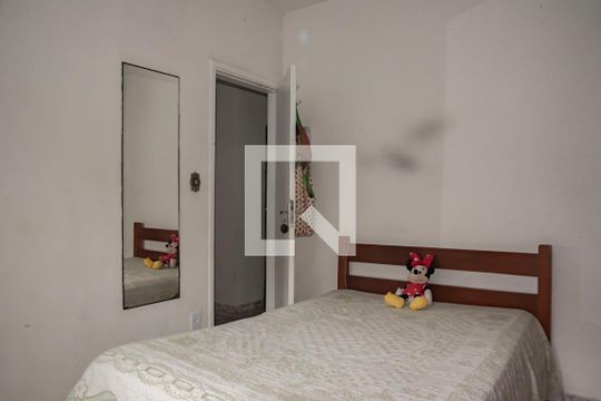 Suíte de casa para alugar com 6 quartos, 400m² em Vila Monte Alegre, São Paulo