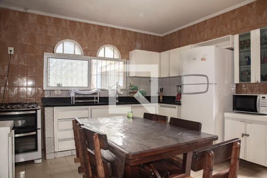 Cozinha de casa para alugar com 6 quartos, 400m² em Vila Monte Alegre, São Paulo