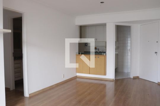 Sala/Cozinha de apartamento para alugar com 2 quartos, 80m² em Pompeia, São Paulo