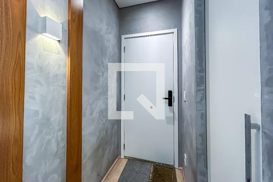 Corredor de apartamento para alugar com 3 quartos, 105m² em Bethaville I, Barueri