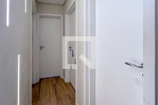 Corredor de apartamento para alugar com 3 quartos, 105m² em Bethaville I, Barueri