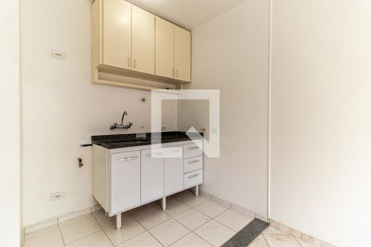 Cozinha de kitnet/studio para alugar com 1 quarto, 32m² em Vila Buarque, São Paulo