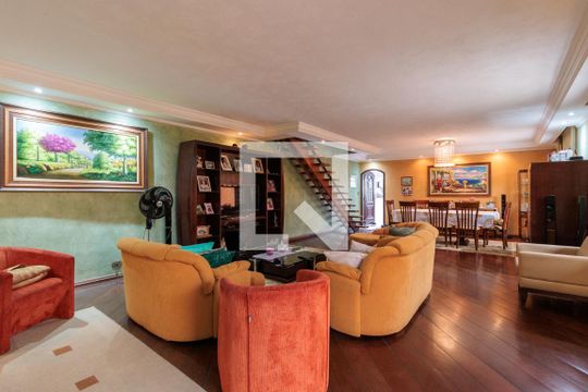 Casa para alugar com 5 quartos, 420m² em Jardim Leônidas Moreira, São Paulo