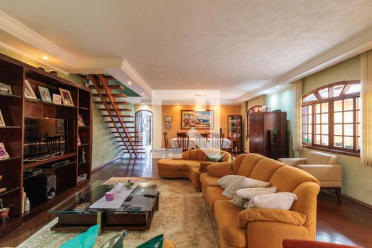 Sala de casa para alugar com 5 quartos, 420m² em Jardim Leônidas Moreira, São Paulo