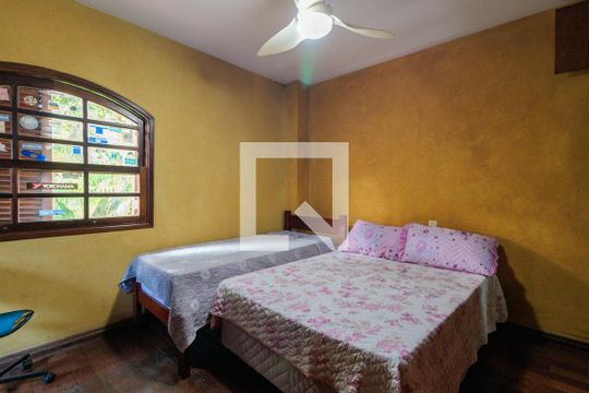 Suíte 1 de casa para alugar com 5 quartos, 420m² em Jardim Leônidas Moreira, São Paulo