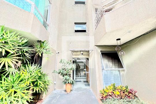 Fachada do bloco de apartamento à venda com 2 quartos, 68m² em Três Barras, Contagem