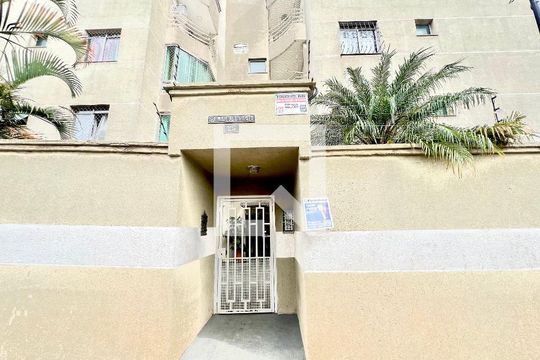 Fachada de apartamento à venda com 2 quartos, 68m² em Três Barras, Contagem