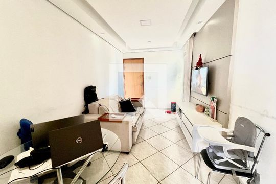 Sala de apartamento à venda com 2 quartos, 68m² em Três Barras, Contagem