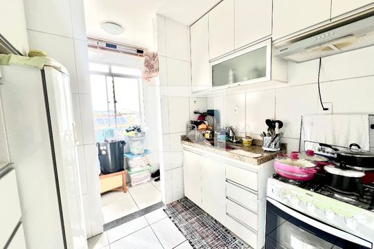 Cozinha de apartamento à venda com 2 quartos, 68m² em Três Barras, Contagem