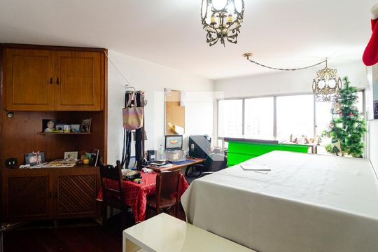 Sala de apartamento à venda com 4 quartos, 97m² em Vila Alexandria, São Paulo